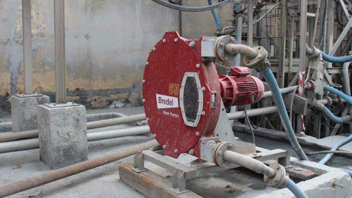 hose pumps transfer abrasive slurry 24/7 aluminium salt slag plant | Industrial
